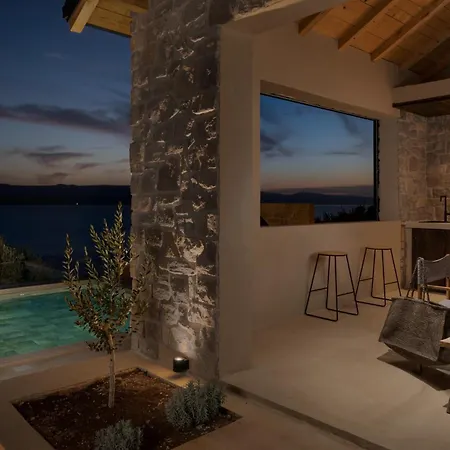Villa Cozy Salt & Stone With A Pool Mimice